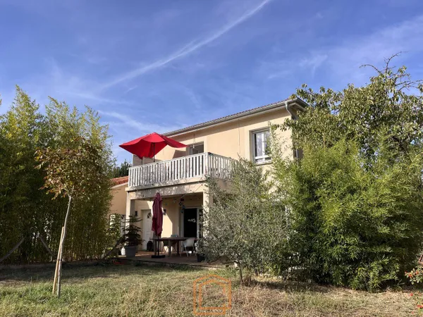 Maison 6 pièces 120 m²