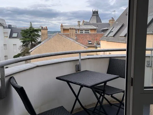 Appartement hyper centre Place Bernard Stasi avec balcon