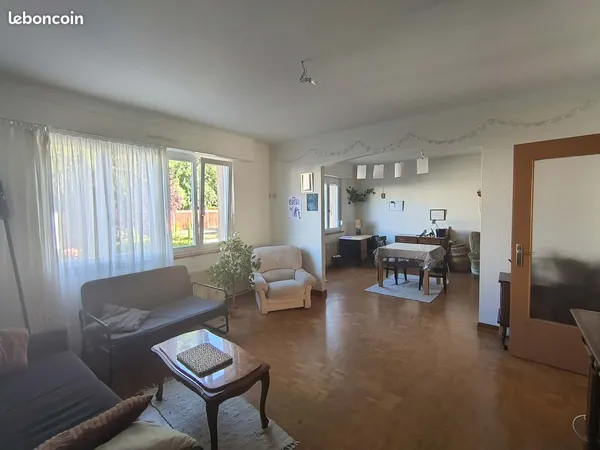 Une chambre dans un bel appartement à la Meinau