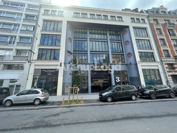 Local commercial 960 m²