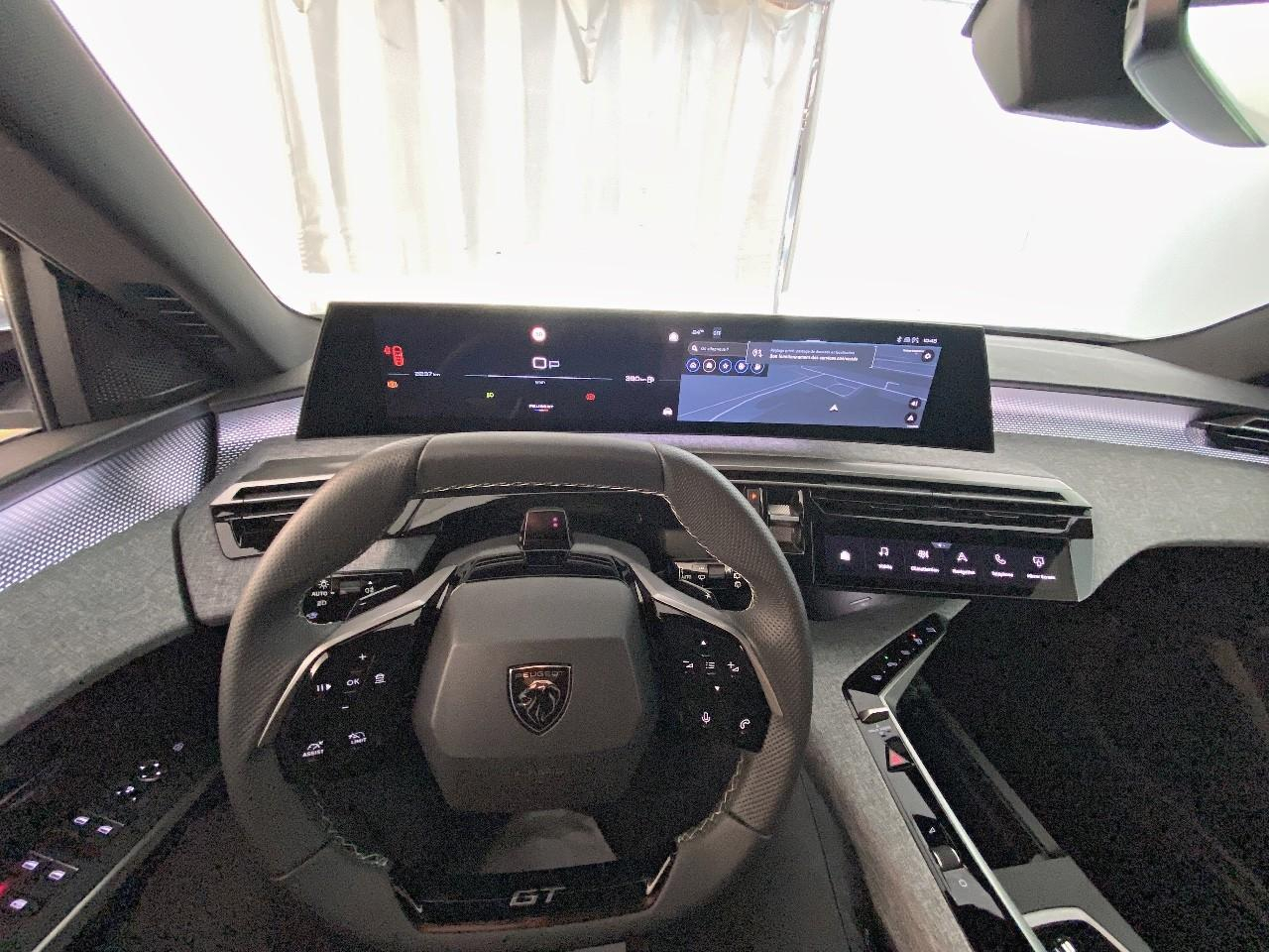 Peugeot 5008 hybrid 145 ch e-dcs6 gt — photo 12