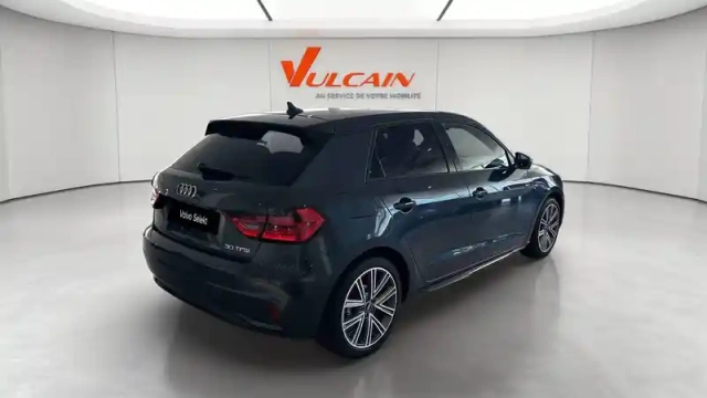Audi A1 sportback 30 tfsi 110 ch s tronic 7 — photo 6