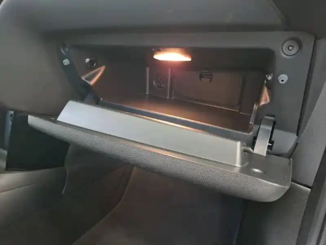 Mini Mini hatch 3 portes cooper 136 ch dkg7 — photo 28