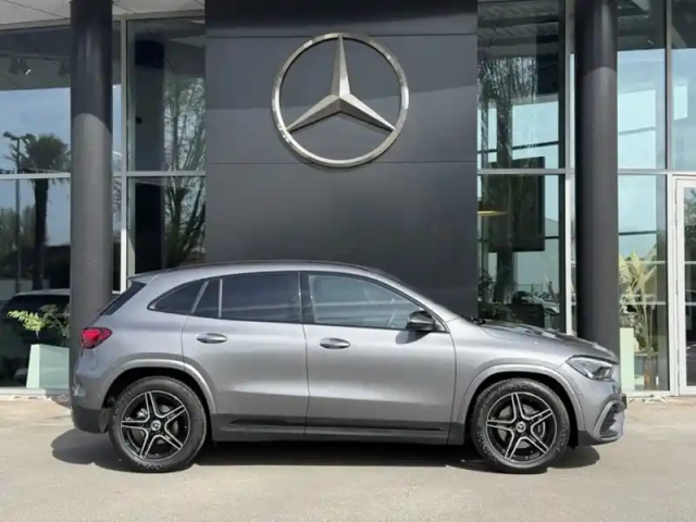 Mercedes Gla 180 amg line — photo 9