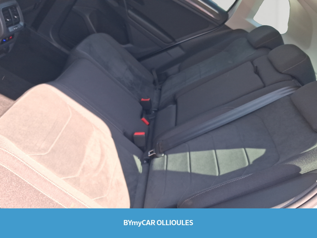 Volkswagen Tiguan 2.0 TDI 150ch DSG7 — photo 12