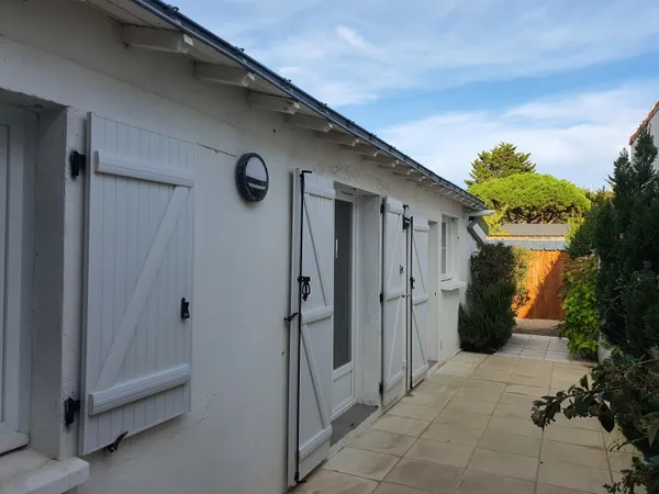 Pornichet loue petite maison de pêcheur en meublé longue durée 2 pièces principales, très proche Poi