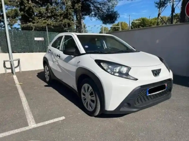Toyota Aygo X 1.0 vvt-i 72ch active business my23 — photo 5