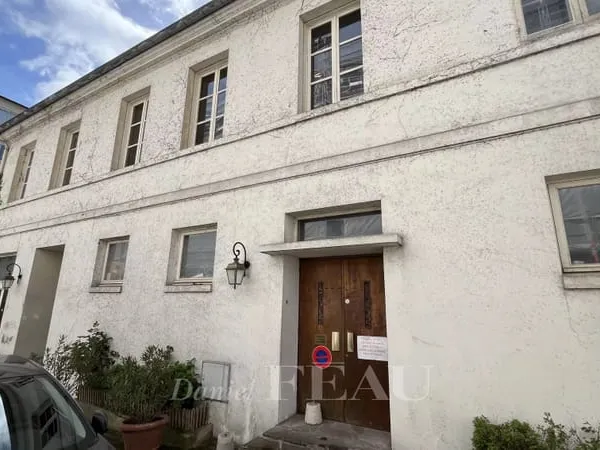 VERSAILLES - Quartier Notre-Dame Paroisse - Local cultuel / immeuble de caractère, 258 m² développés