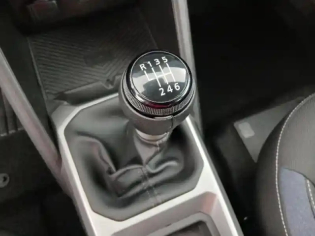 Dacia Duster 1.0 eco-g 100ch journey — photo 11