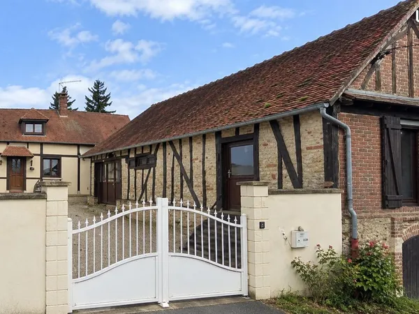 Maison 5 pièces 113 m2 + studio indépendant de 25 m2