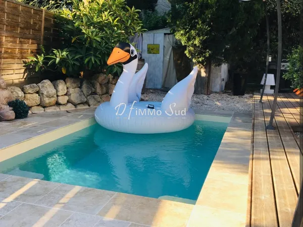 Spacieuse maison familiale avec piscine