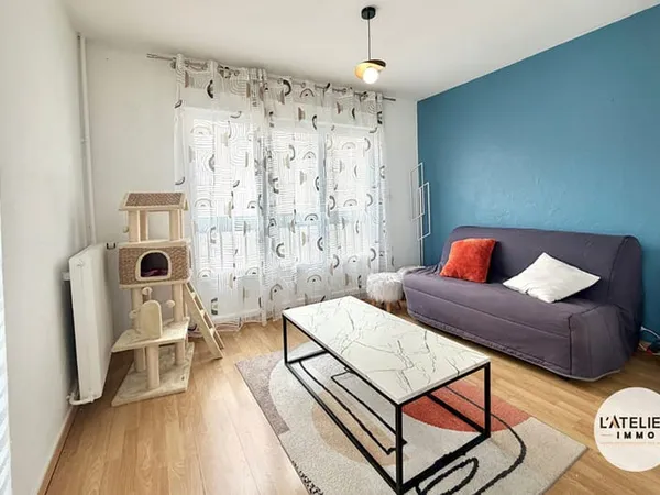 APPARTEMENT 78 M² AVEC BALCONS, PARKING ET CAVE - SECTEUR COUTURES