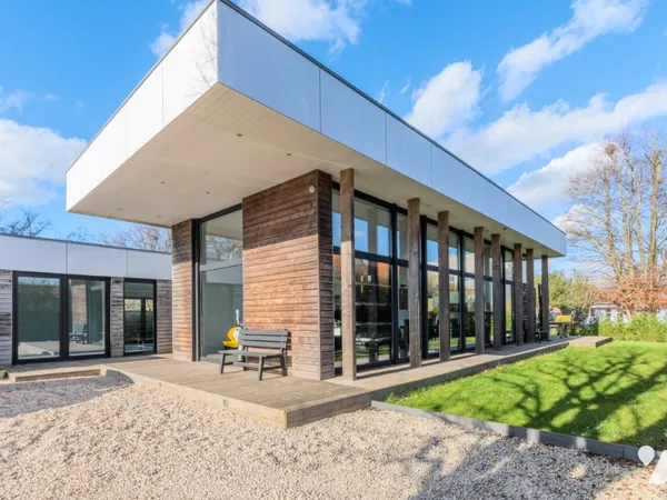 Maison 5 pièces 294 m²