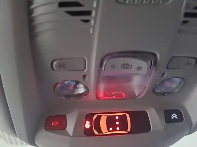 Citroën C5 Aircross bluehdi 130 eat8 — photo 25