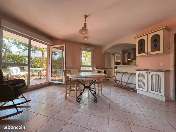 T3 65 m² avec jardin arboré 165 m², garage - Centre-ville Thonon
