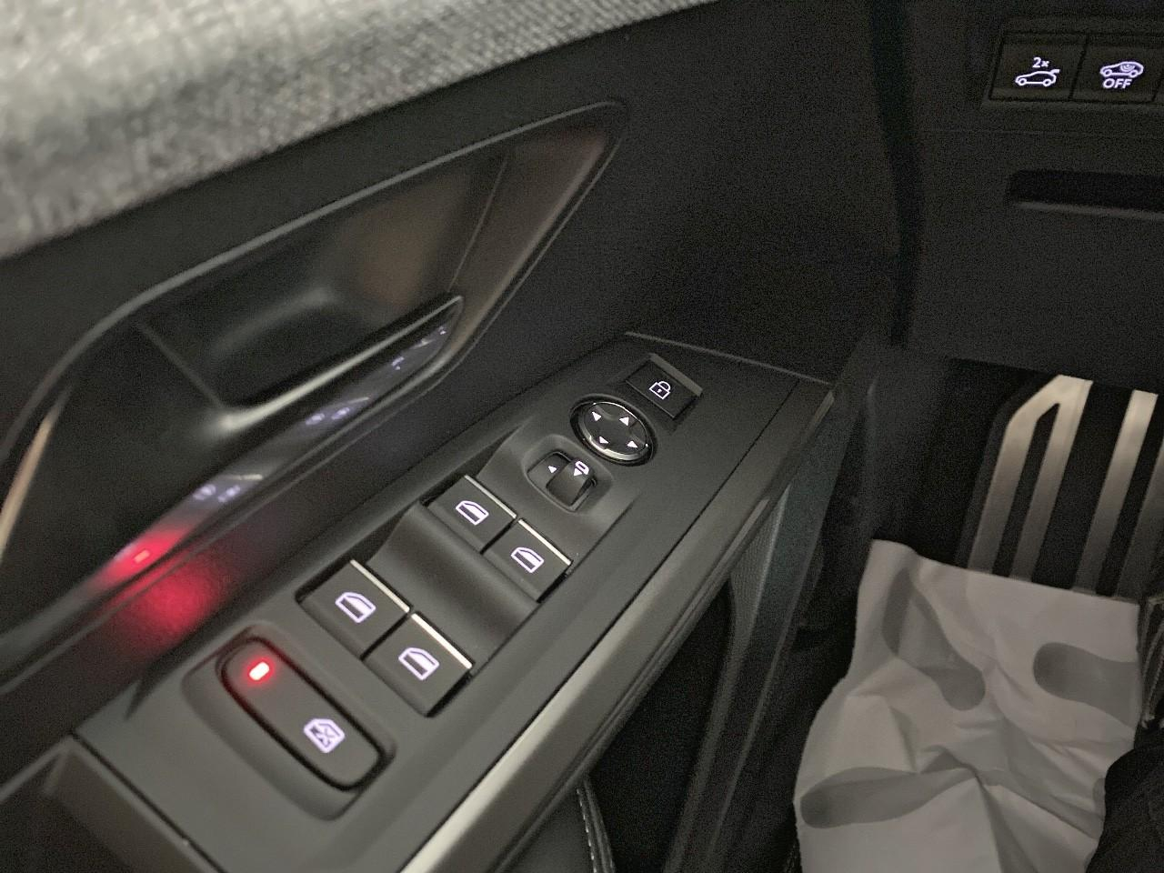 Peugeot 3008 hybrid 145 e-dcs6 gt — photo 20