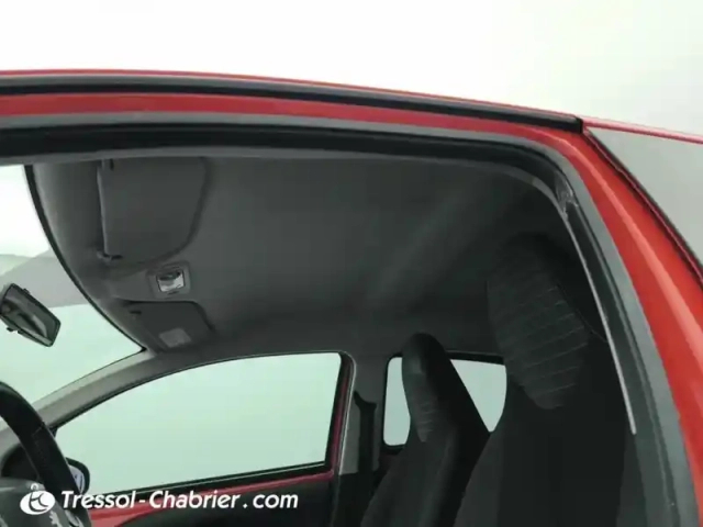 Peugeot 108 vti 72ch s&amp;s bvm5 style — photo 8