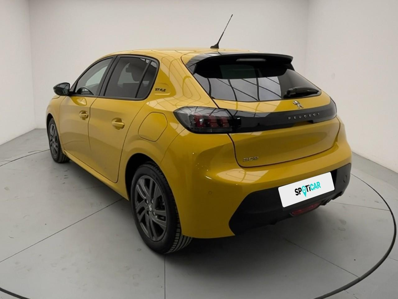 Peugeot 208 bluehdi 100 s&s bvm6 style — photo 3