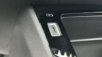 Peugeot 2008 1.2 PureTech 130ch S&S Active Pack EAT8 — photo 16