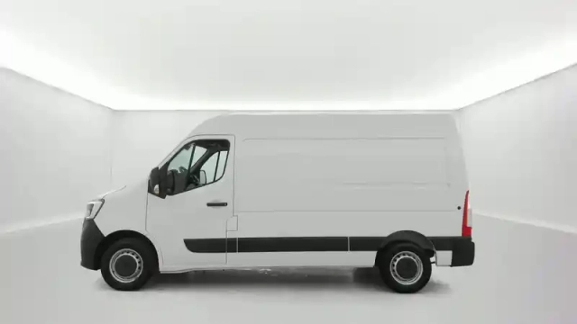 Renault Master fgn trac f3500 l2h2 blue dci 135 — photo 32