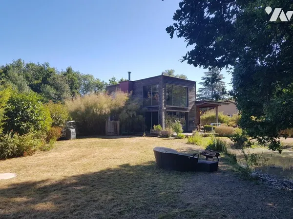 Maison 3 pièces 130 m²