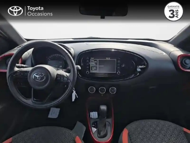 Toyota Aygo X 1.0 vvt-i 72ch design s-cvt my23 — photo 8