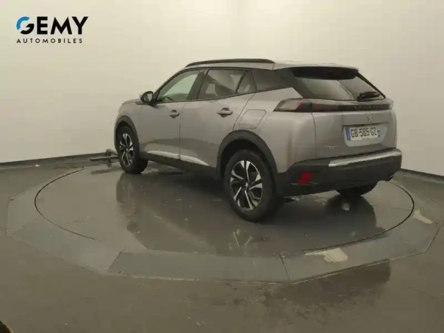 Peugeot 2008 puretech 130 s&amp;s bvm6 — photo 16