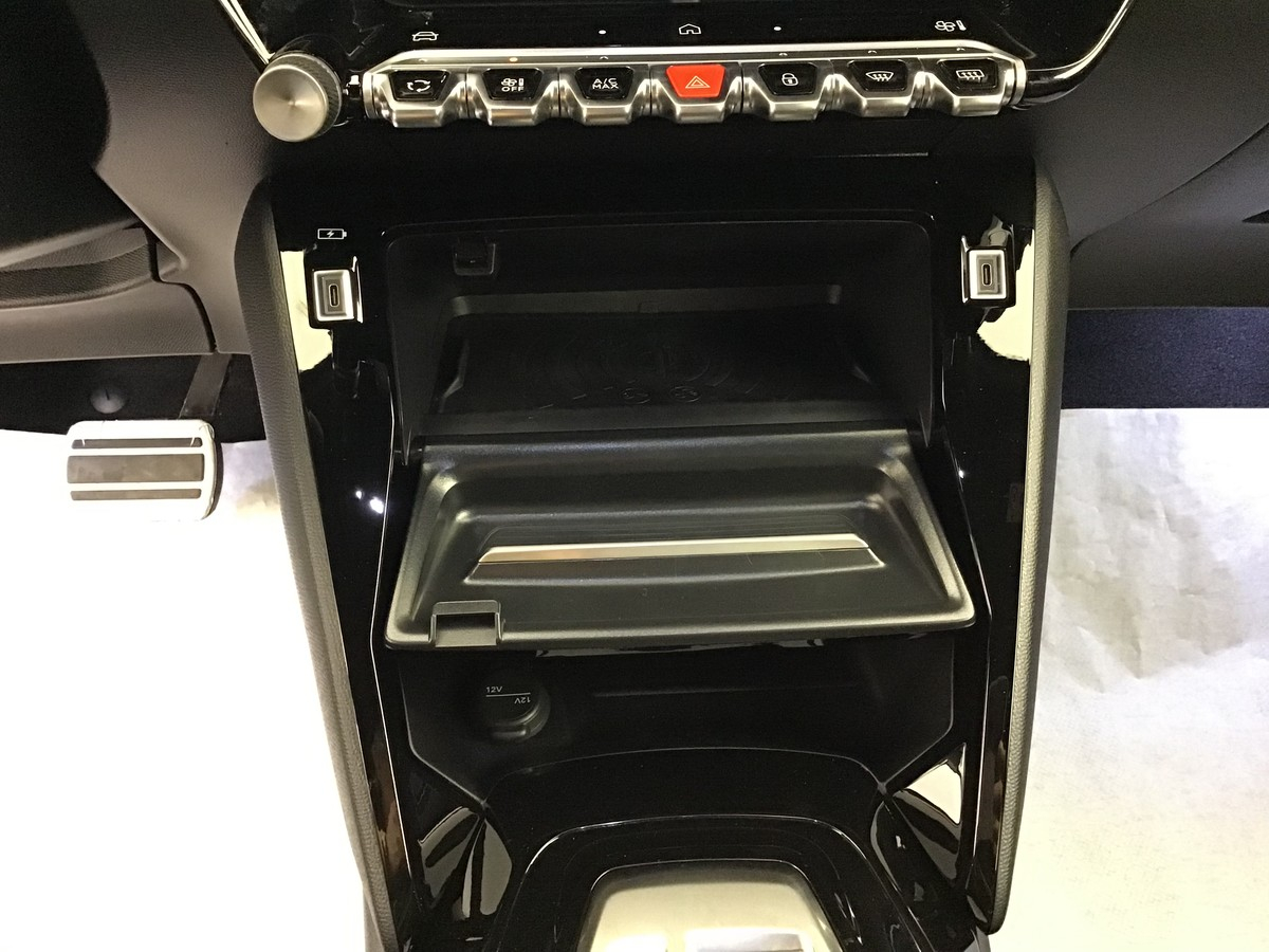 Peugeot 2008 — photo 23