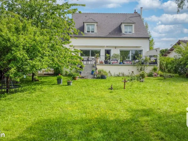 Maison 7 pièces 200 m²