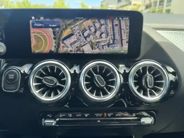 Mercedes Eqa 250+ edition — photo 18