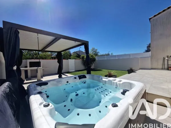 Maison 5 pièces 84 m²