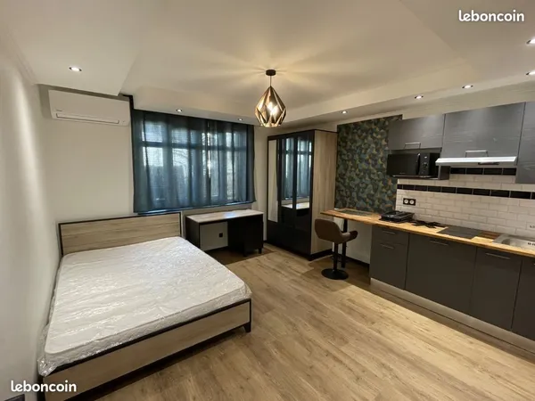 Studio 1 pièce 20 m²