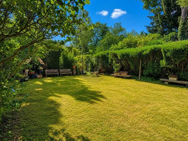 Maison de plain-pied 8 pièces 220 m²