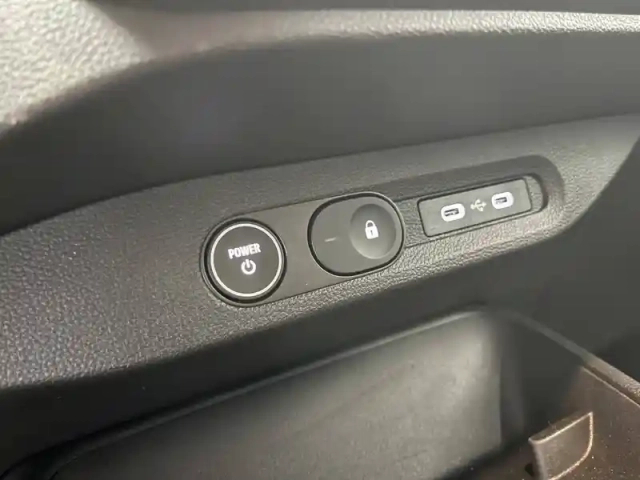 Renault Twingo e-tech electrique 80 ch autonomie urbaine — photo 13