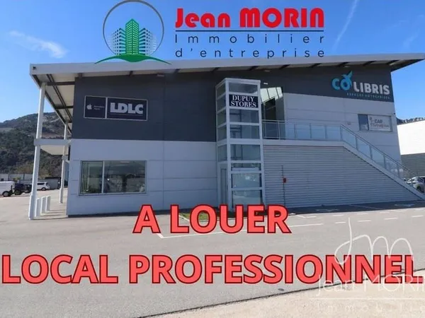 Local commercial 240 m²
