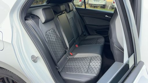 Volkswagen Golf 1.5 eTSI 130 DSG7 - R-Line – 2022 – 39538 km – Hybride essence – Boîte Automatique — photo 55