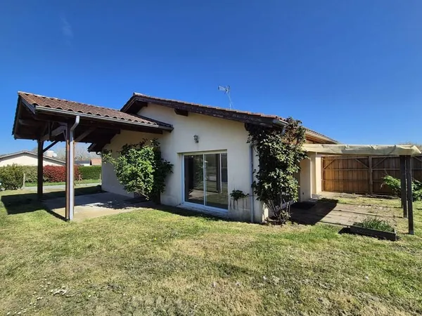 Maison de plain-pied 72,58 m2, 2 chambres et jardin