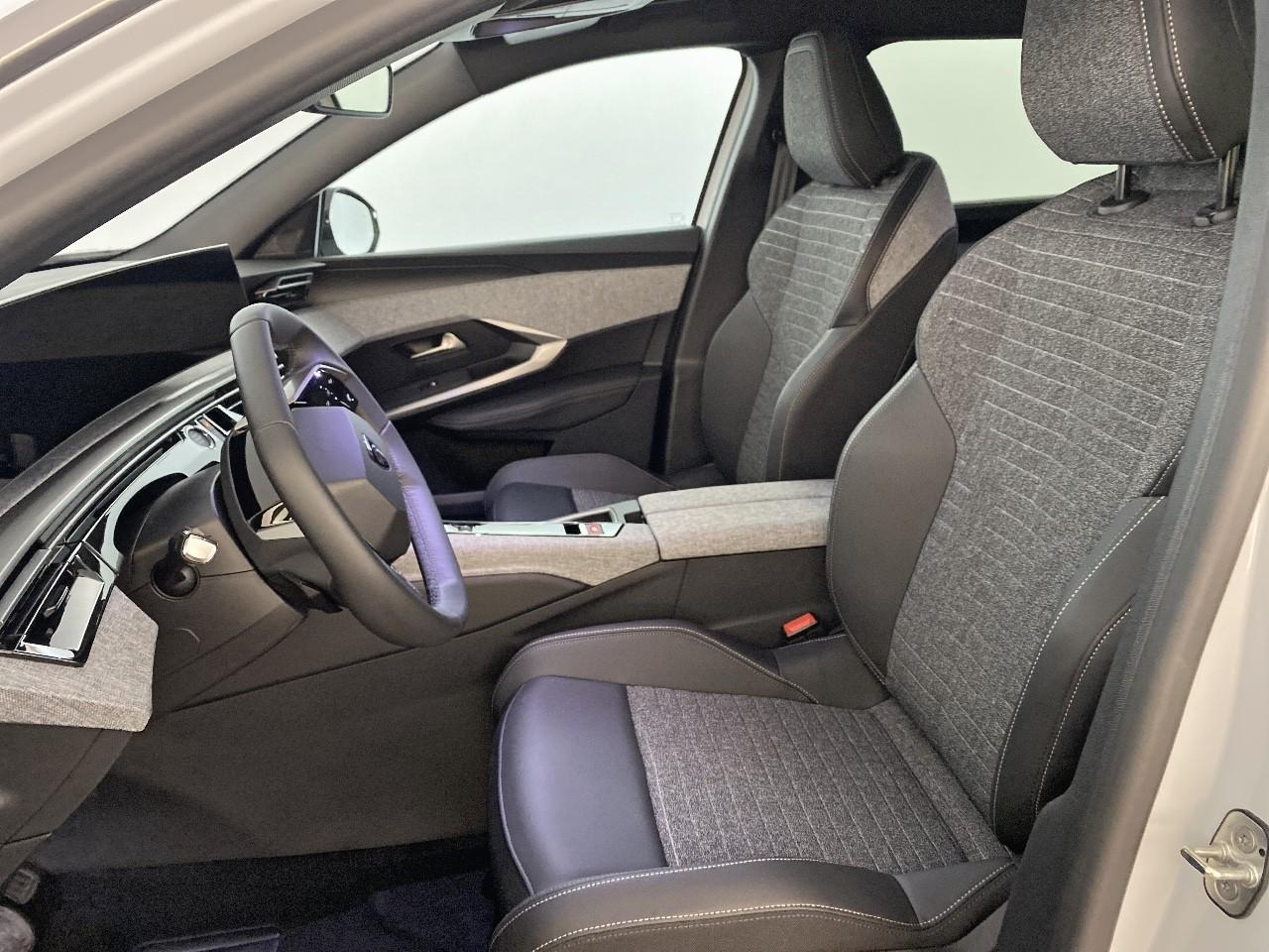 Peugeot 5008 hybrid 145 ch e-dcs6 allure — photo 9
