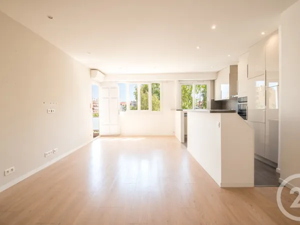 Appartement 4 pièces 83 m²