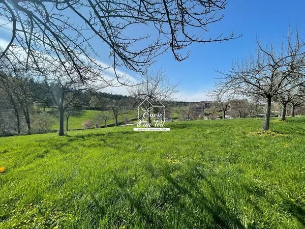 Terrain 766 m²