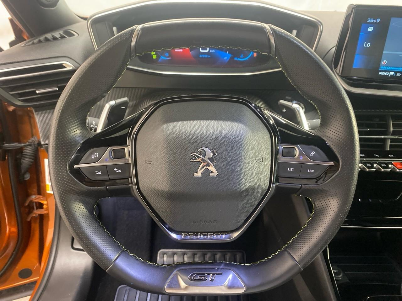 Peugeot 2008 puretech 130 s&s eat8 gt — photo 20