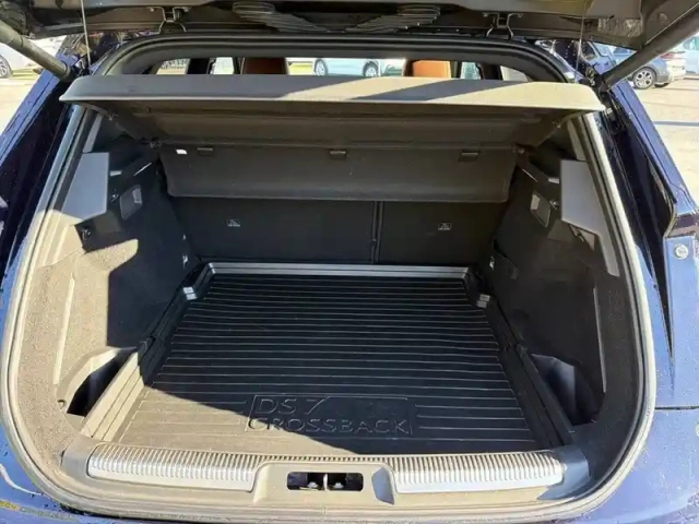 Ds Ds 7 ds7 crossback hybride 300 e-tense eat8 4x4 — photo 6
