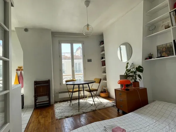 COURTE DURÉE sous location / sublet short term T2 Paris 11e 23decembre - 11janvier
