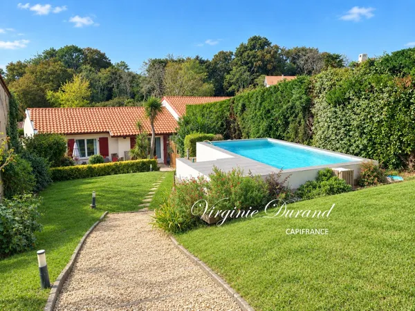 Charmante maison 5 pièces avec piscine à vendre à Saint-André-de-Seignanx