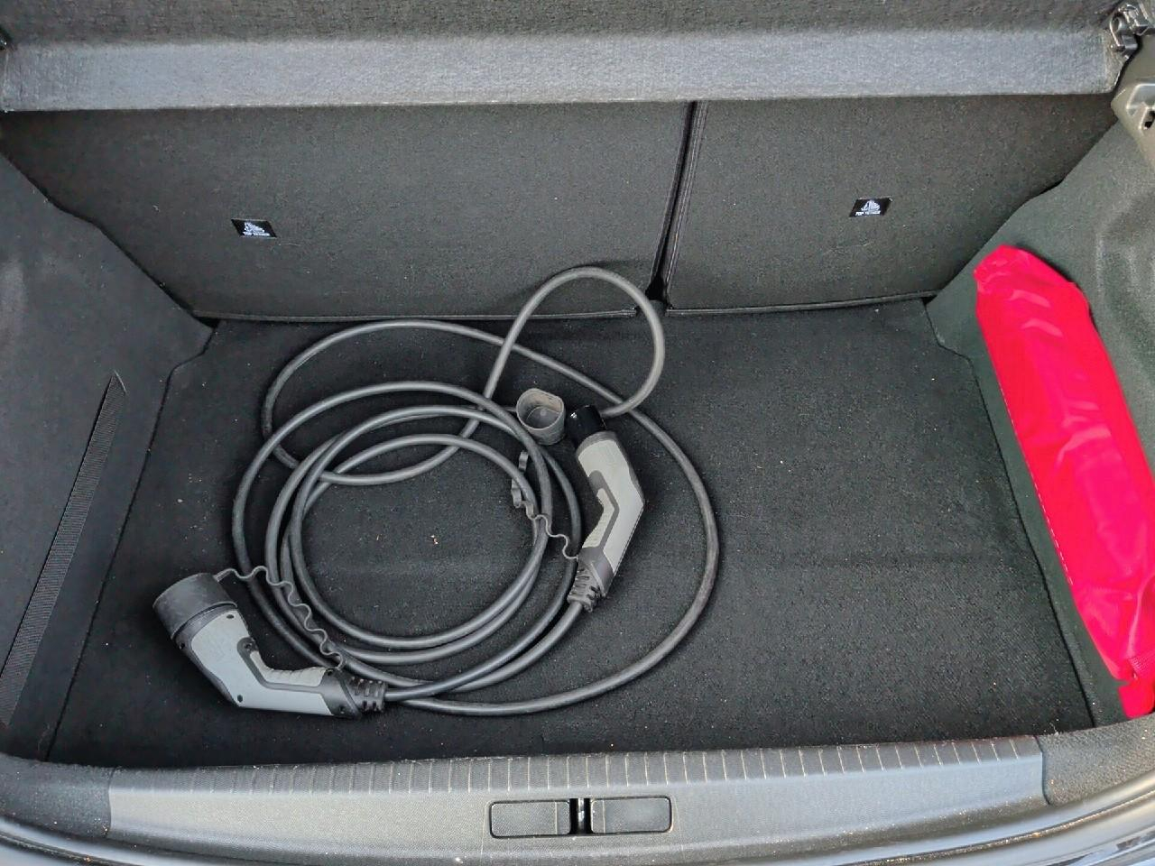 Peugeot 208 electrique 50 kwh 136ch style — photo 5