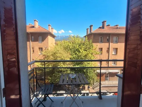 Colocation chambre 515cc quartier stalingrad / capuche