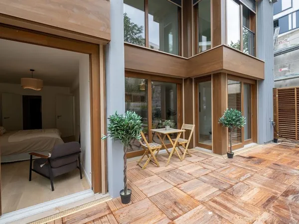 Appartement 5 pièces 248 m²