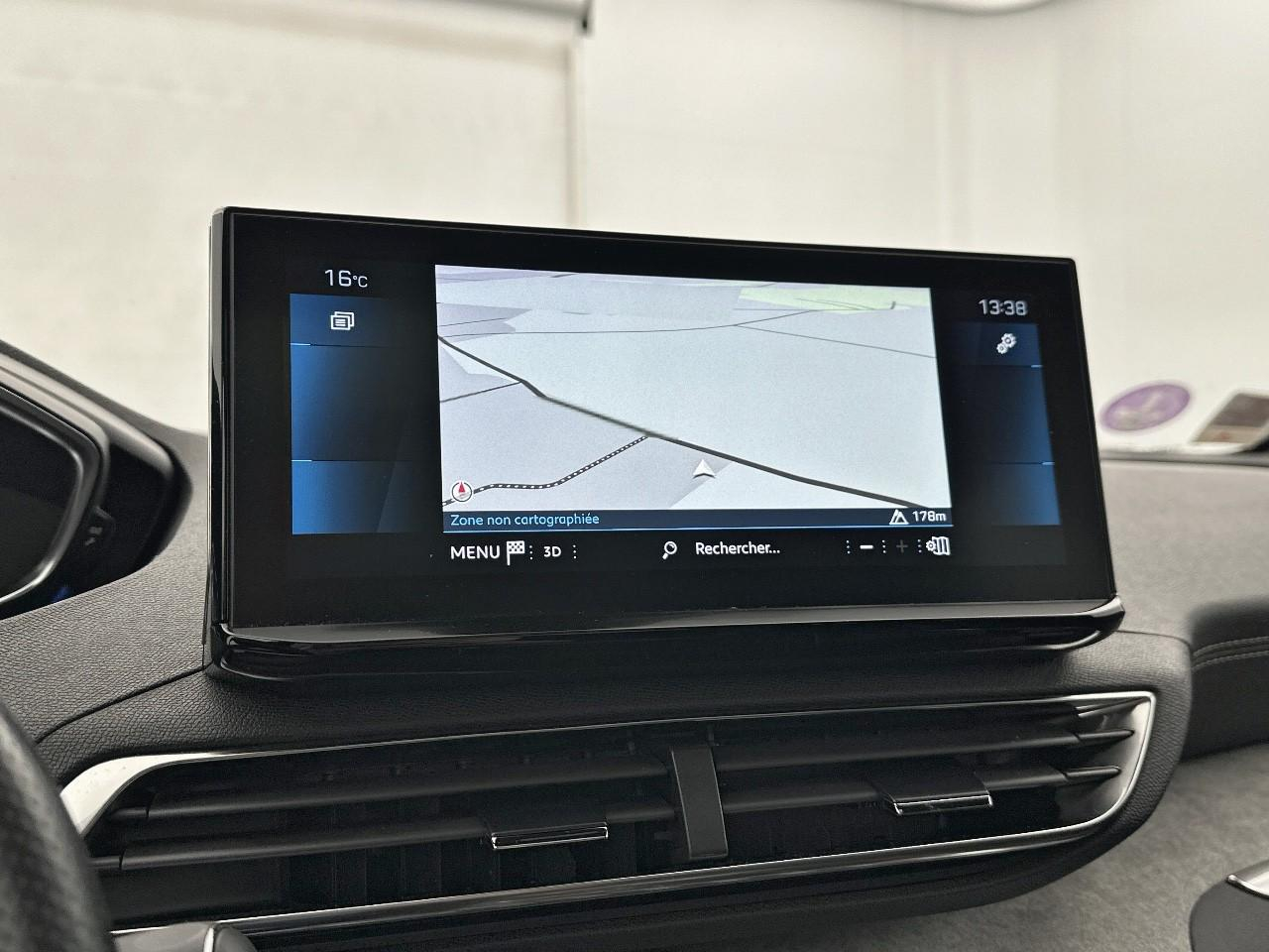 Peugeot 3008 puretech 130ch s&s eat8 gt pack — photo 10