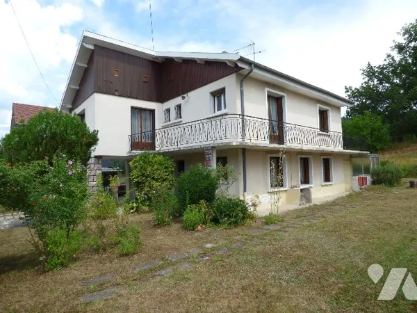Maison 7 pièces 143 m²