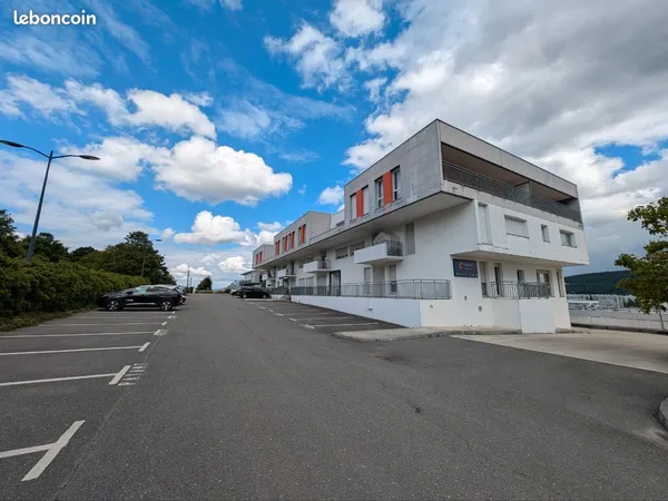 Parking Hauts du chazal